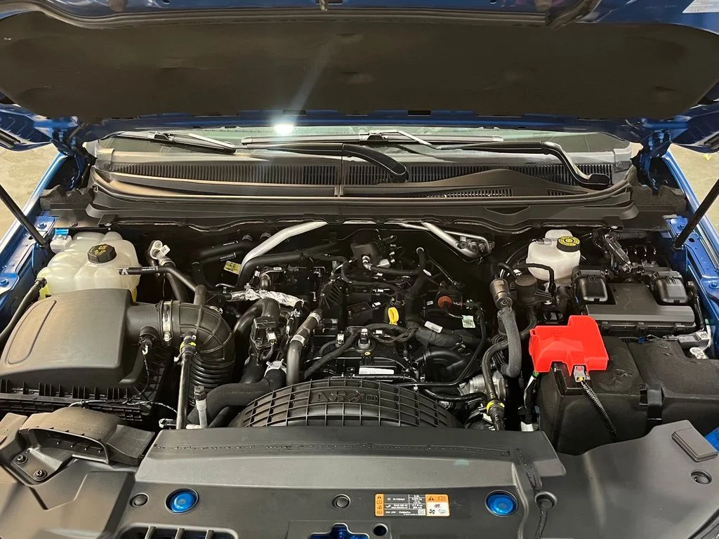 Used 2021 Blue Ford Lariat image 6