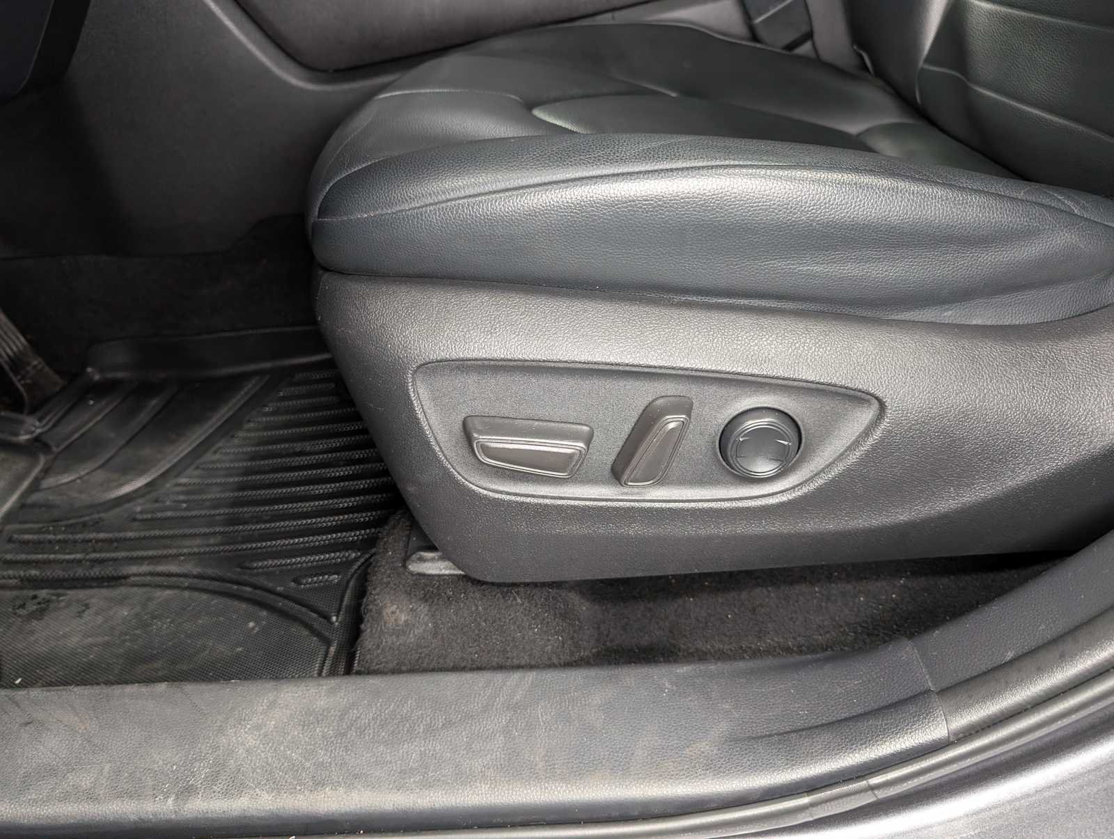 Used 2021 Magnetic Gray Metallic Toyota XLE image 44