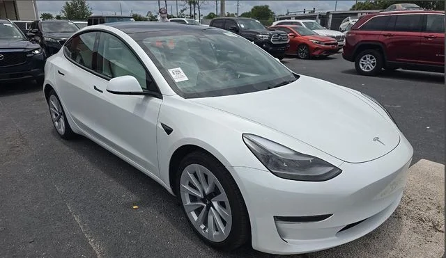 2023 Tesla Model 3's photo