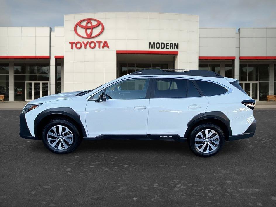 Used 2025 Crystal White Pearl Subaru Premium image 8