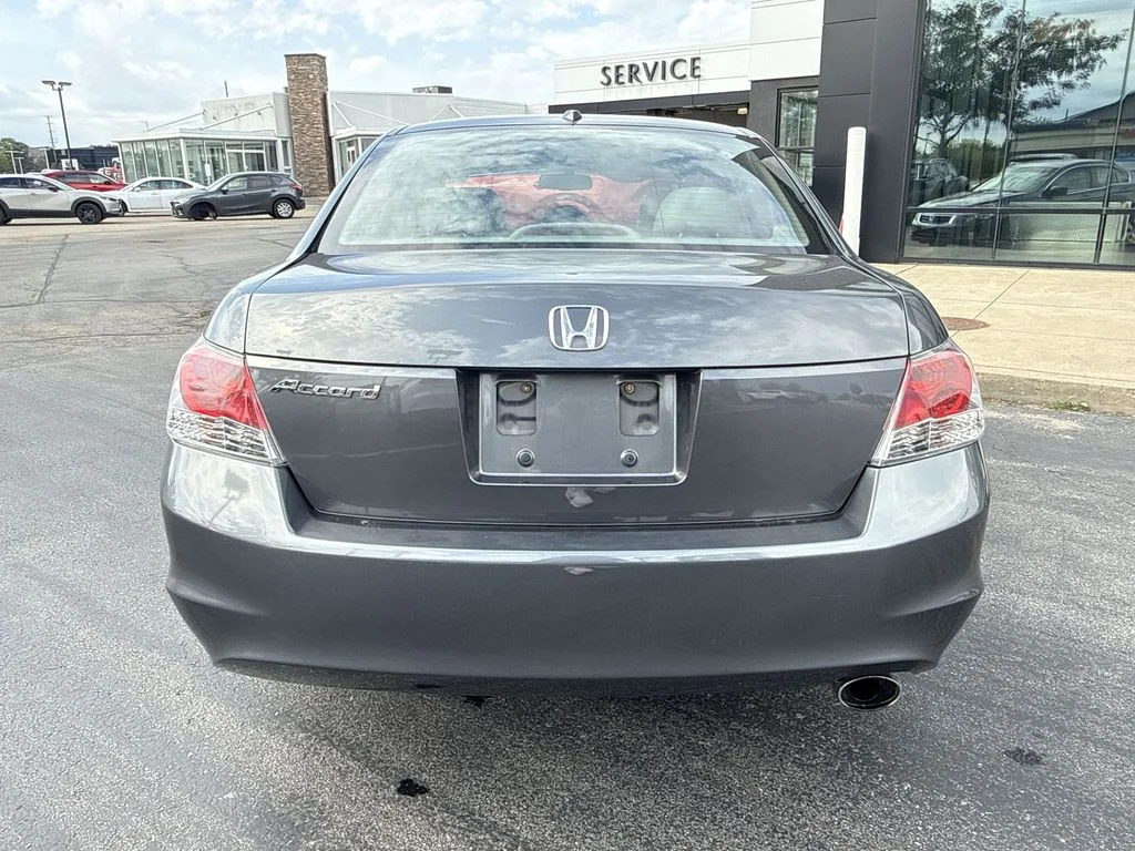Used 2009 Gray Honda EX-L image 2