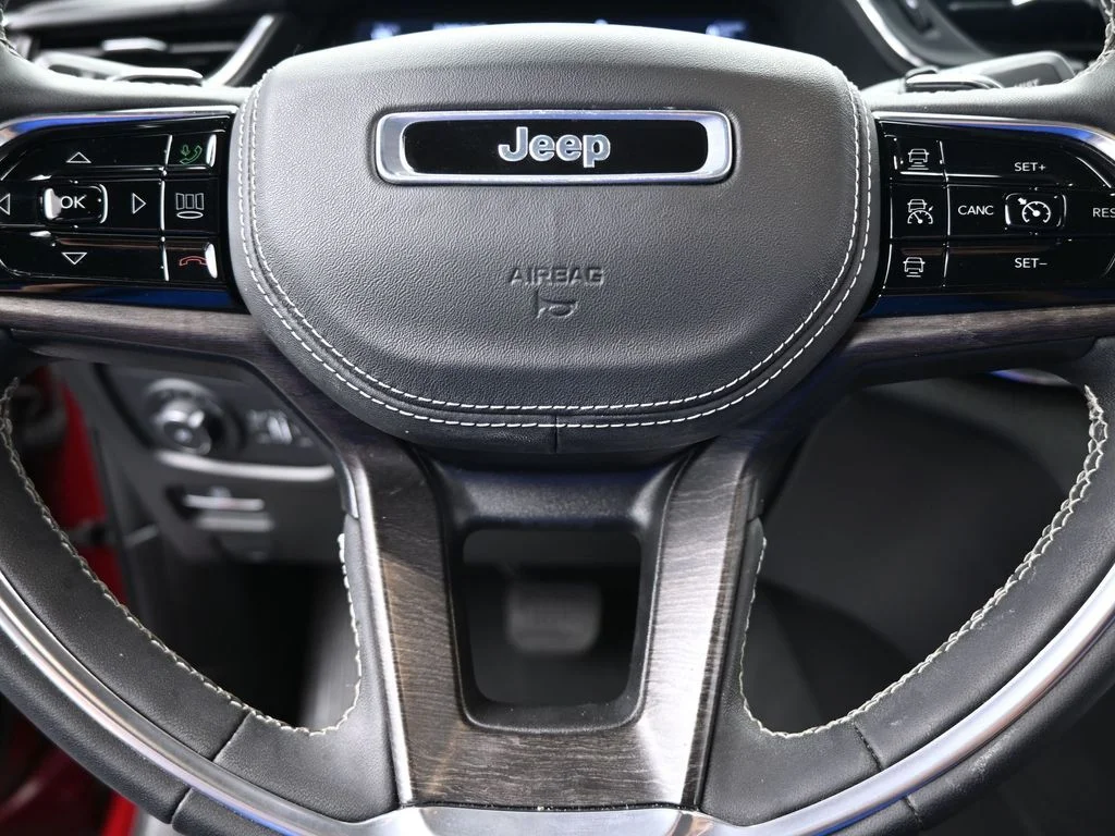 2023 Jeep Grand Cherokee Overland - Photo 33