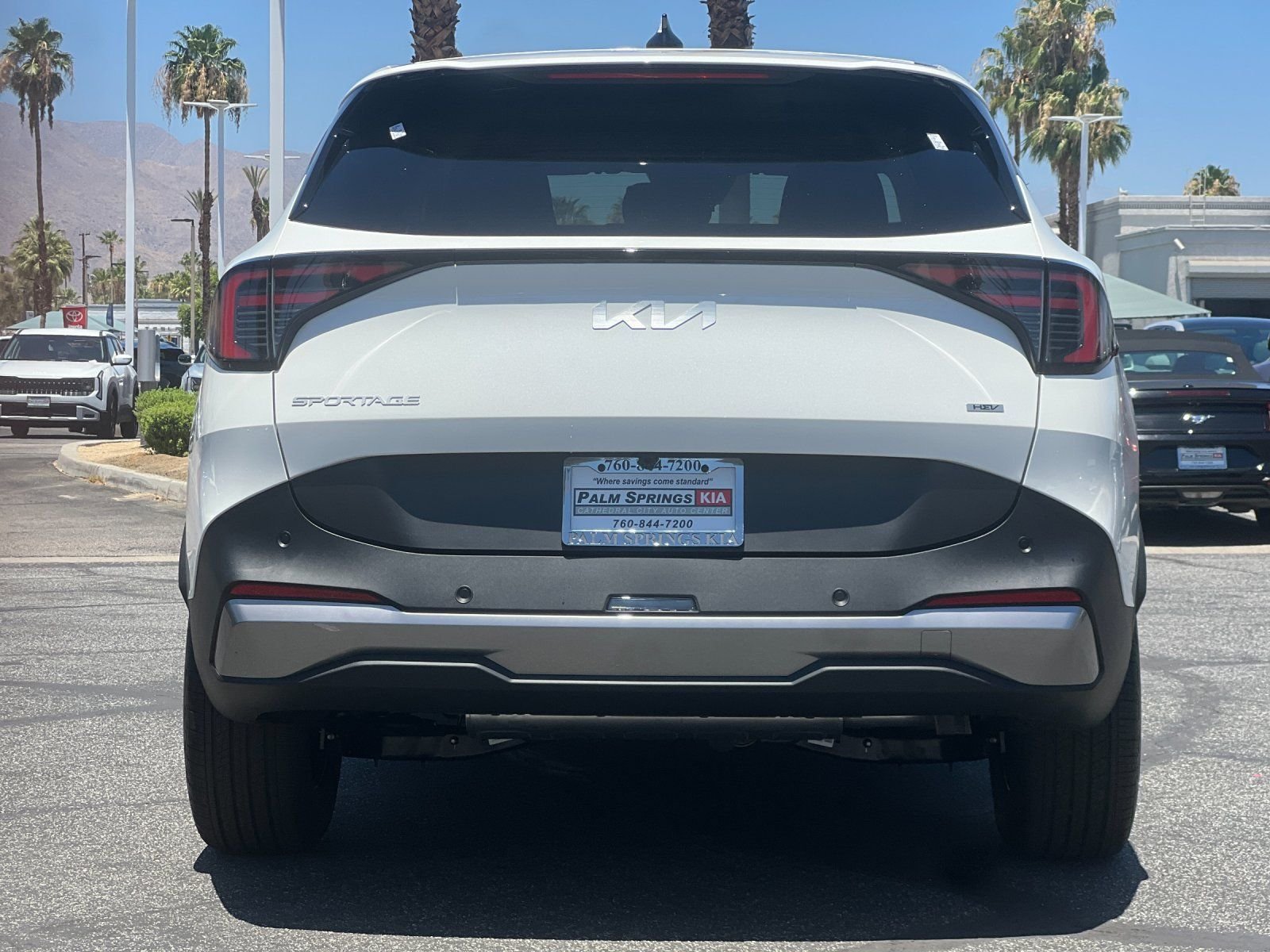 New 2026 Snow White Pearl Kia S image 4