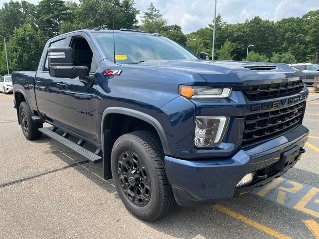 Used 2021 Northsky Blue Metallic Chevrolet LT image 1