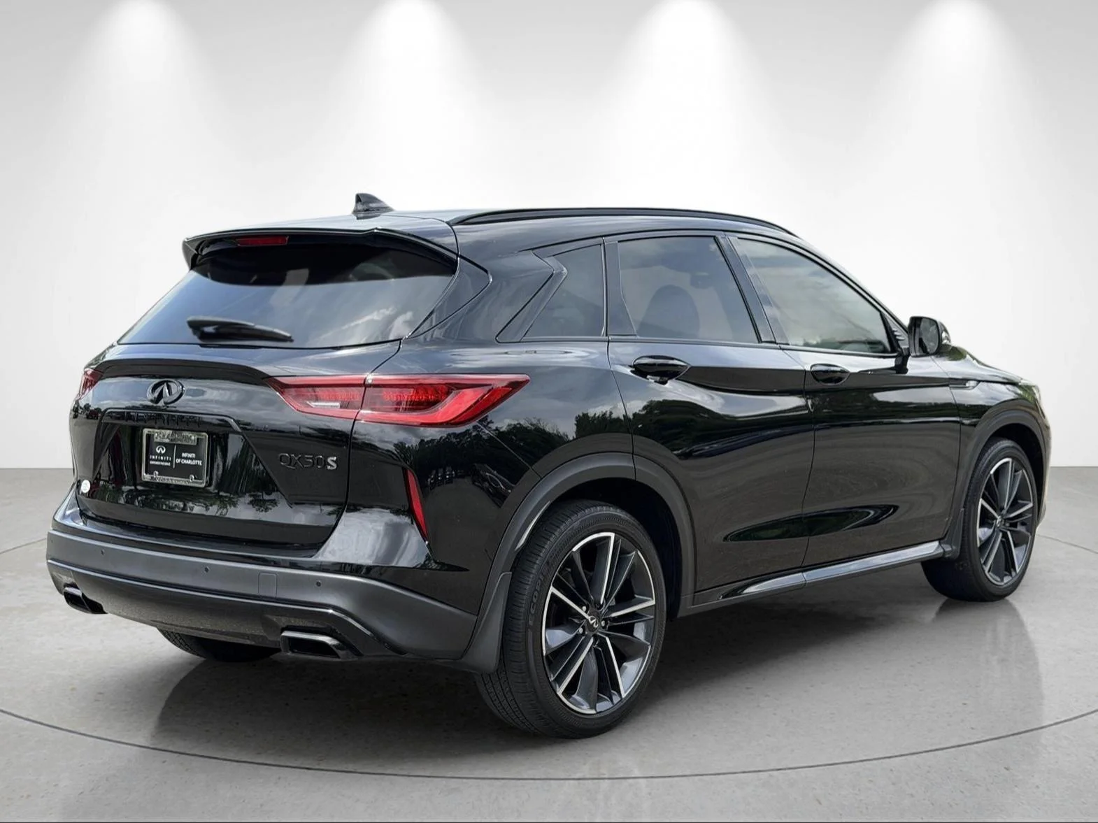 Used 2023 Black Obsidian INFINITI SPORT image 5