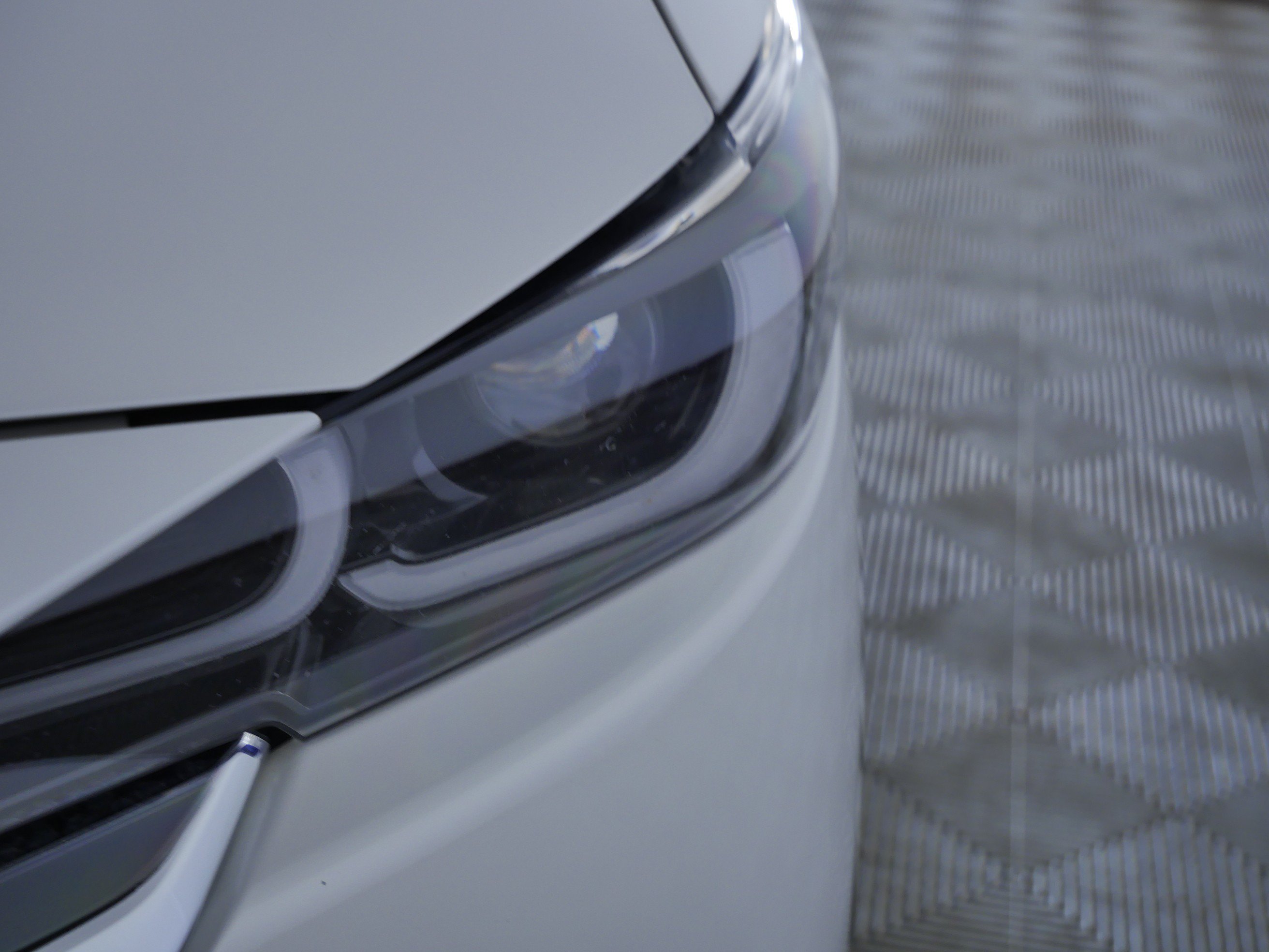 Certified Used 2023 Rhodium White Metallic Mazda 2.5 S Premium Package image 16