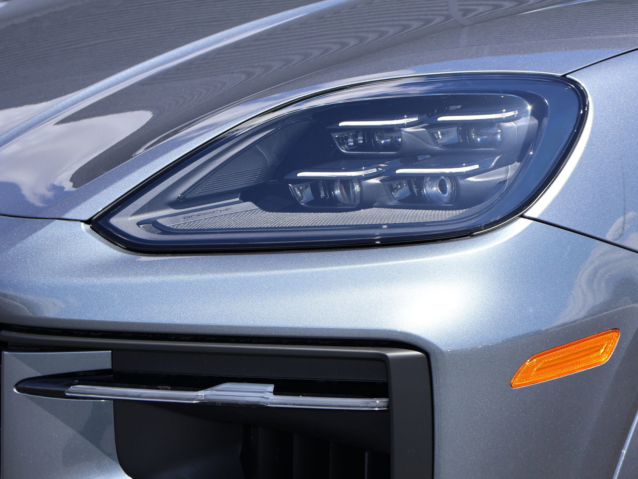 New 2026 Vanadium Grey Metallic Porsche S image 12