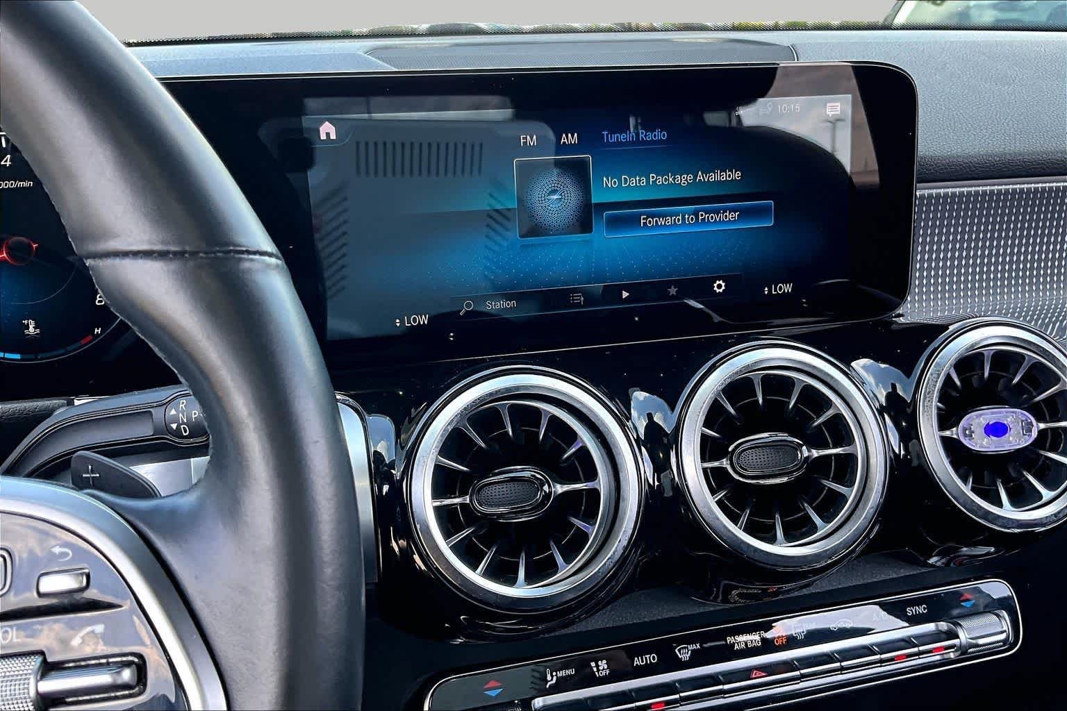 Pre-Owned 2022 Mercedes-Benz GLB 250
