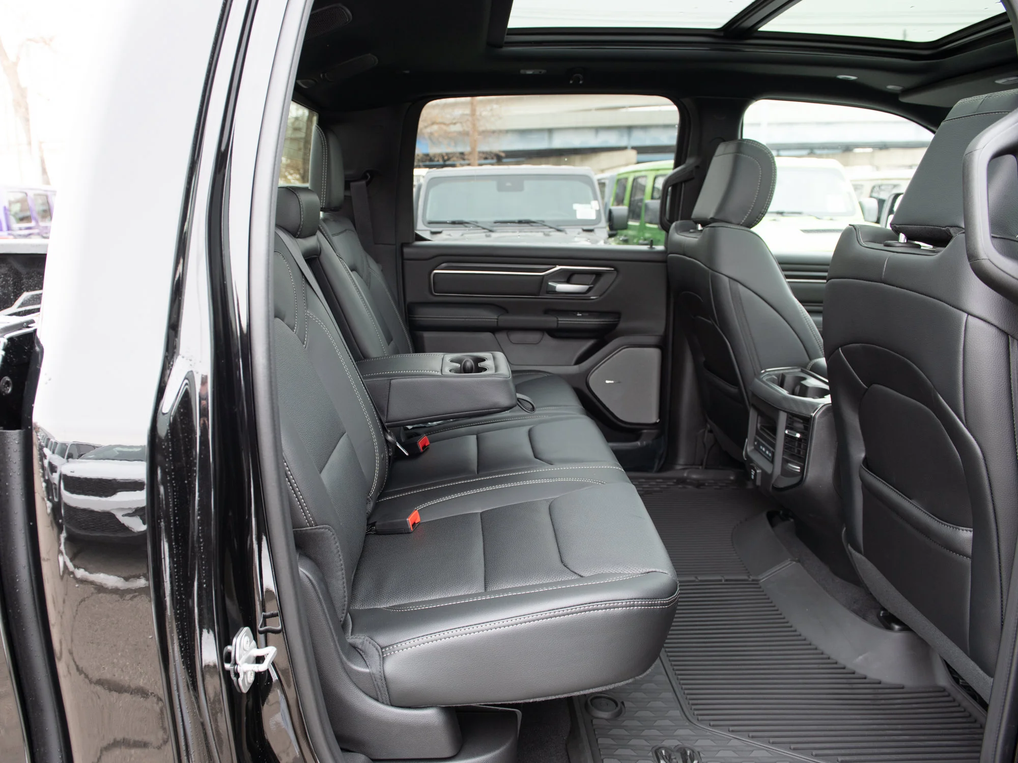 New 2026 Black RAM Sport* HEMI V8 image 25