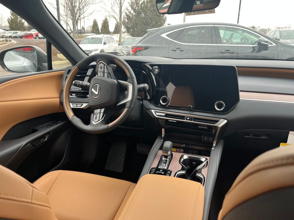 2026 Lexus RX 450h+ Premium - Photo 9