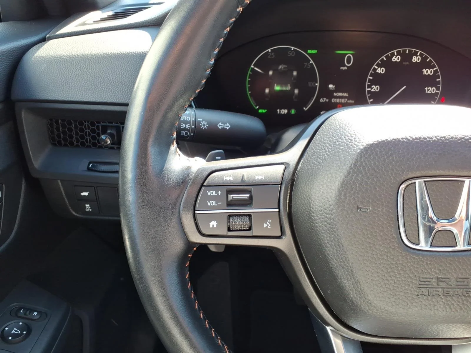 2025 Honda CR-V Sport-L - Photo 15