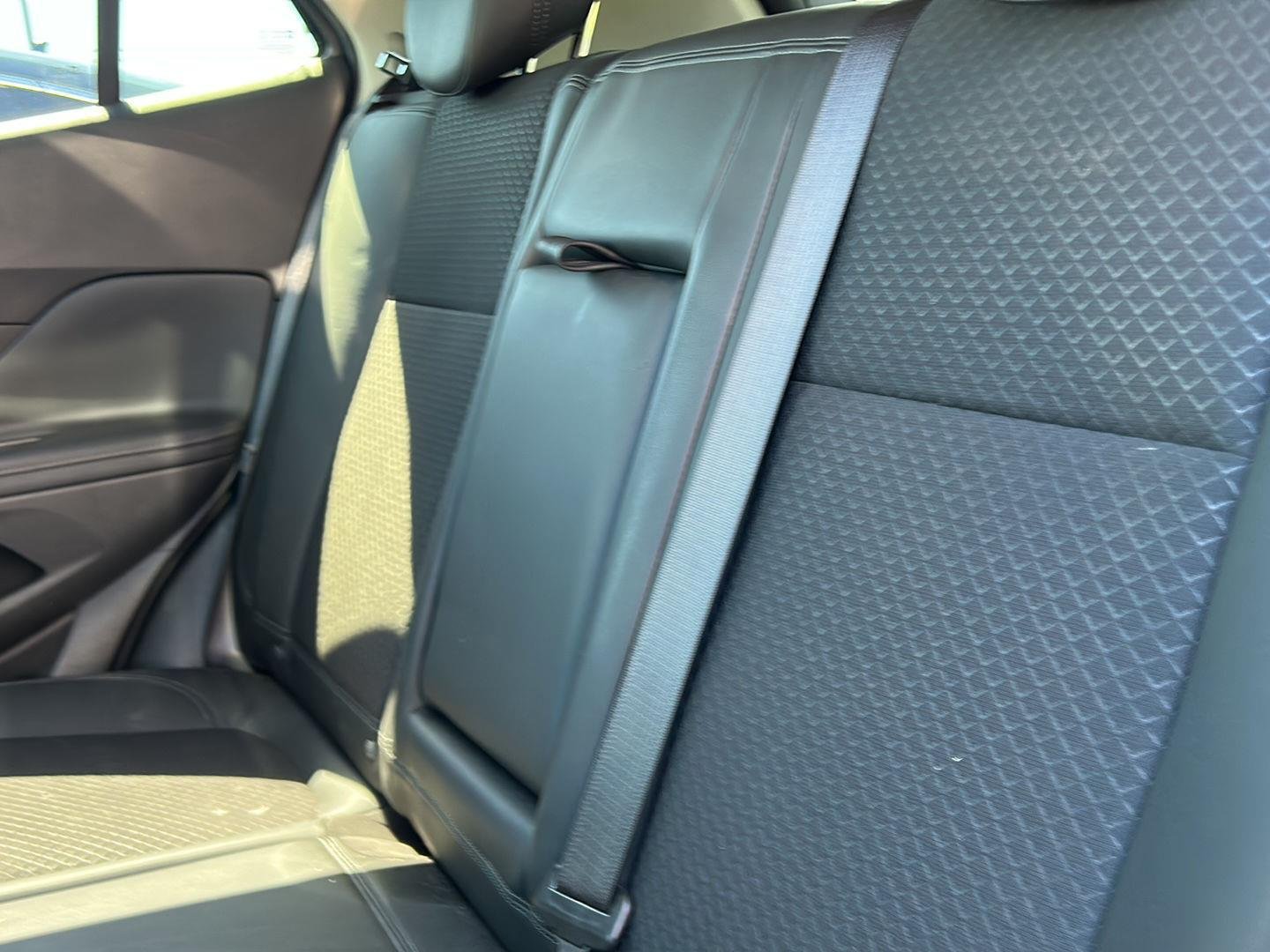 Used 2022 Quicksilver Metallic Buick Preferred image 3