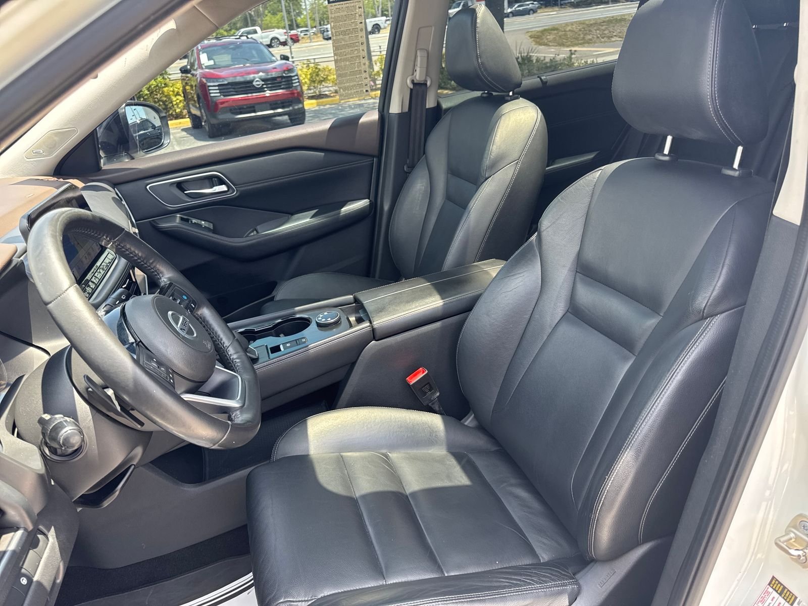 Certified Used 2021 White Nissan SL image 27