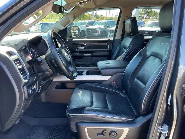 Certified Used 2019 Granite Crystal Clearcoat Metallic Ram Laramie image 20