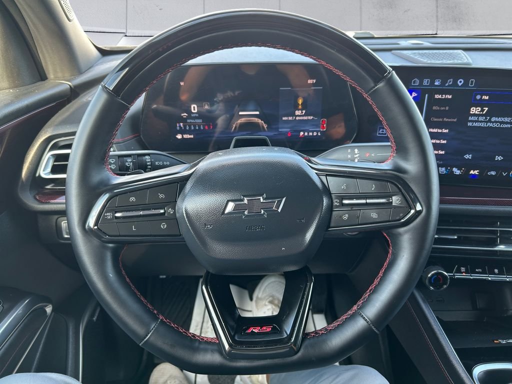 Used 2025 Silver Chevrolet RS image 9