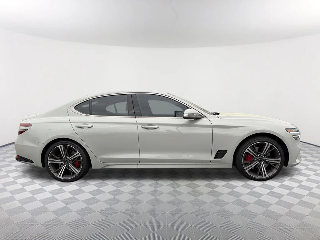 Used 2025 Gray Genesis 2.5T image 4