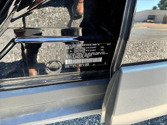 Used 2024 Black Toyota XLE image 21