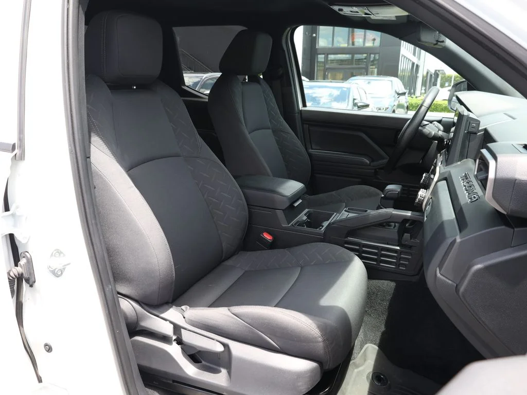 Used 2025 White Toyota SR image 18
