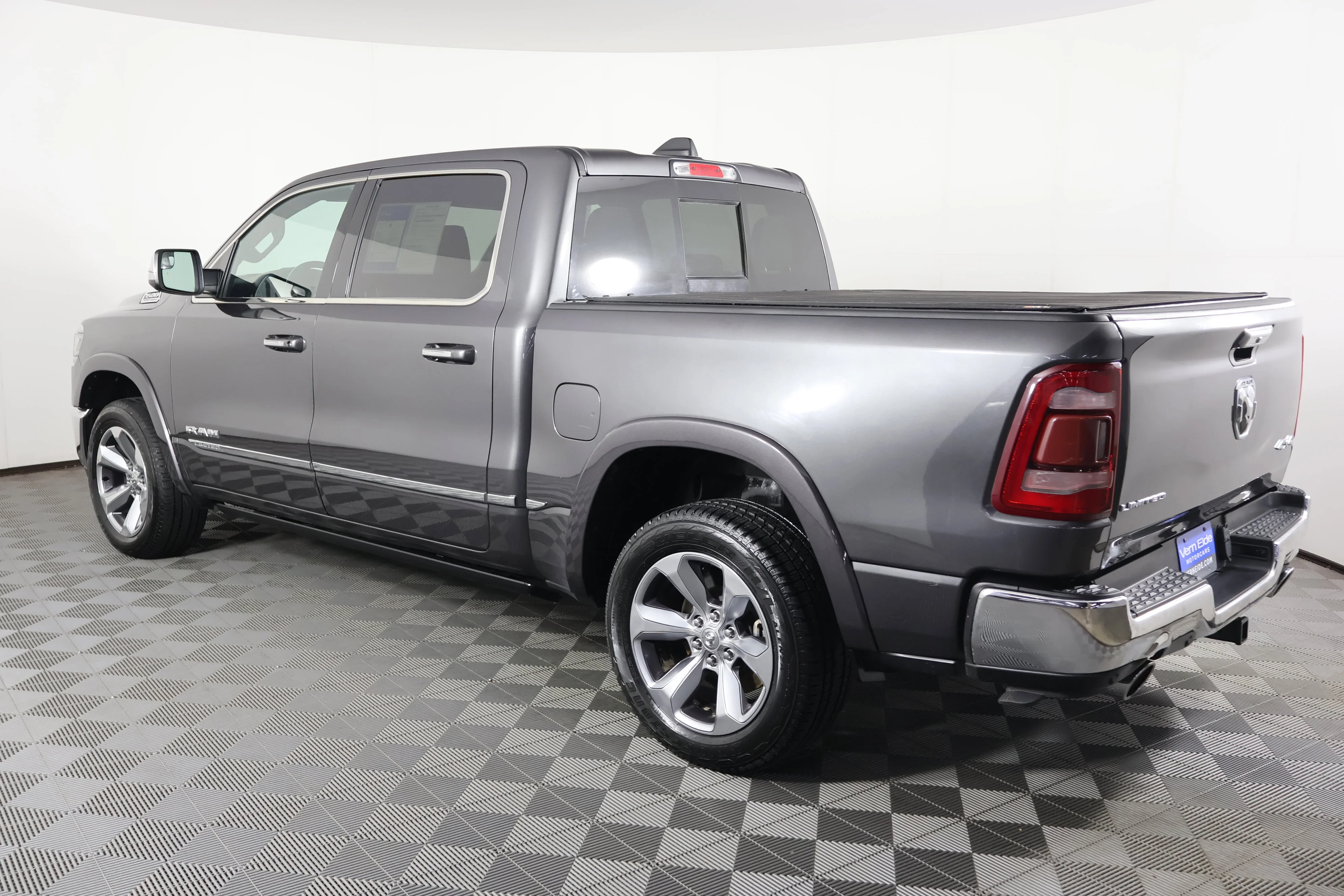 2022 RAM Ram 1500 Pickup Limited - Photo 8