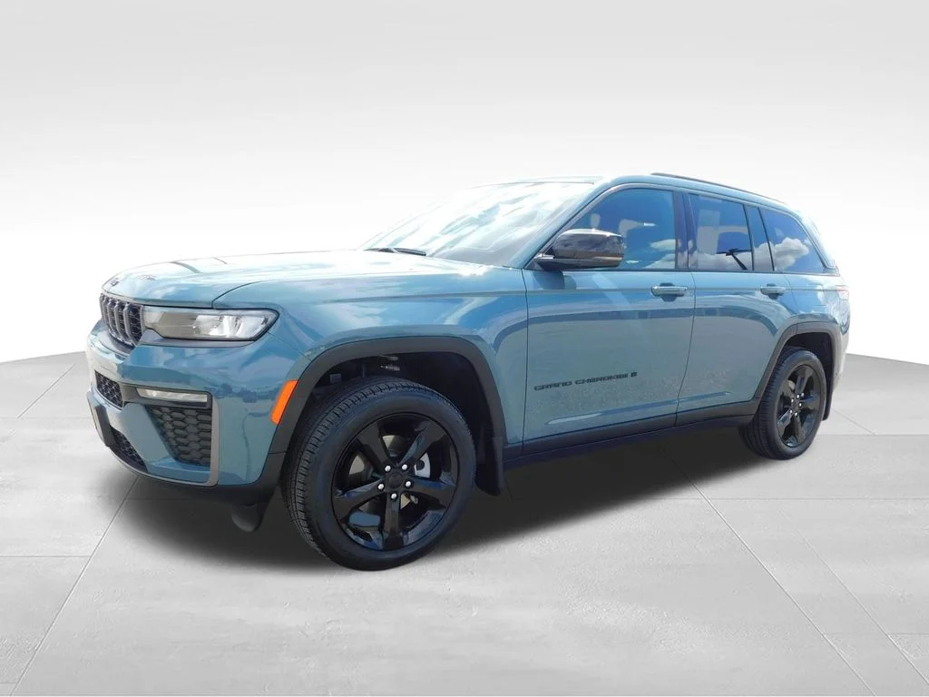 Used 2026 Steel Blue Jeep Limited image 9