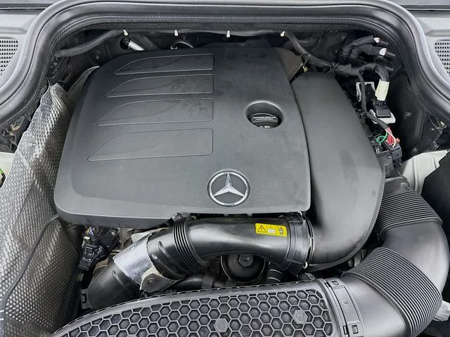 Used 2022 White Mercedes-Benz GLE 350 image 32