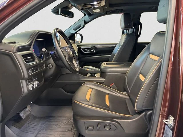Used 2023  GMC AT4 image 10
