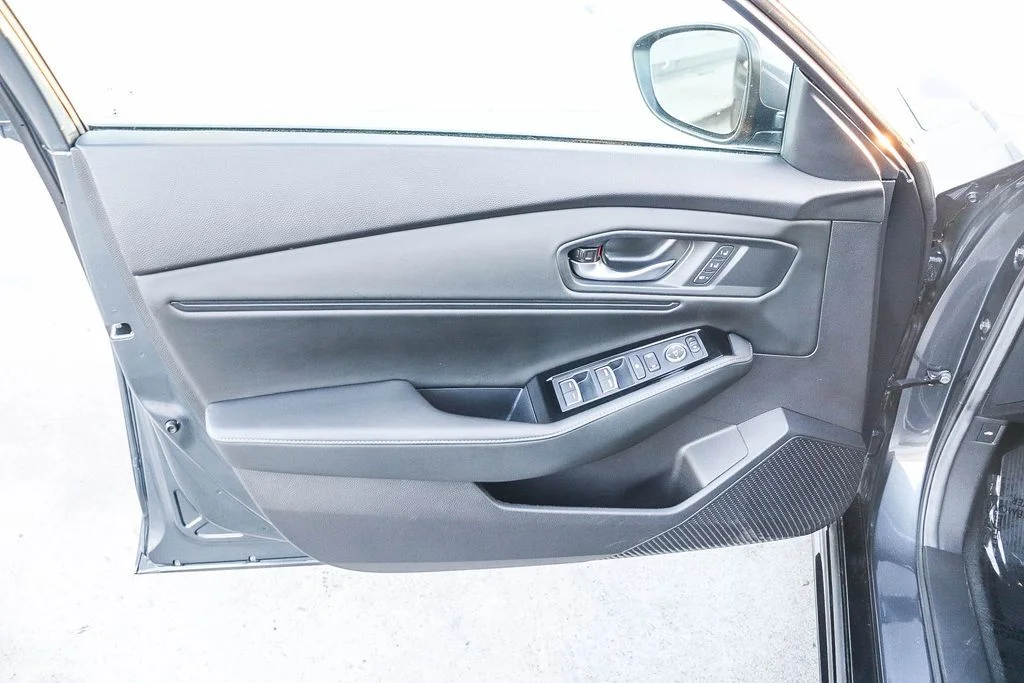 Used 2025  Honda Touring image 24