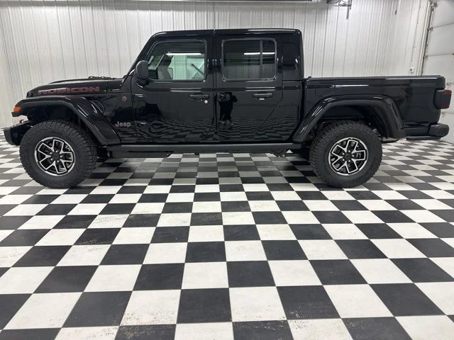New 2026 Black Clear-Coat Exterior Paint Jeep Rubicon X image 2