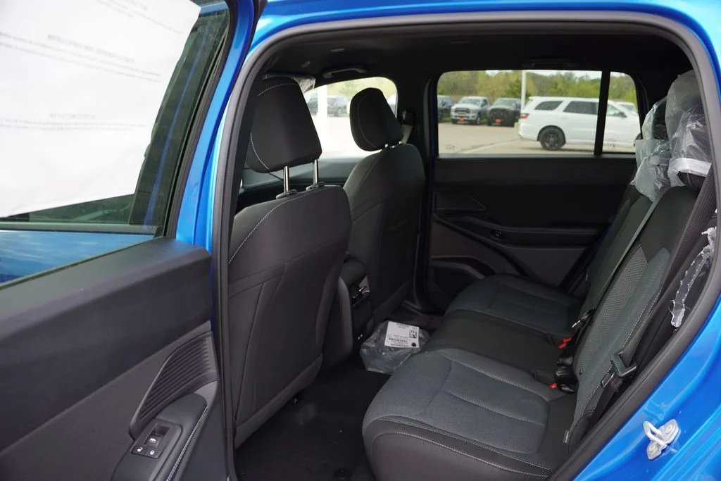 New 2026 Hydro Blue Pearlcoat Jeep Laredo image 11