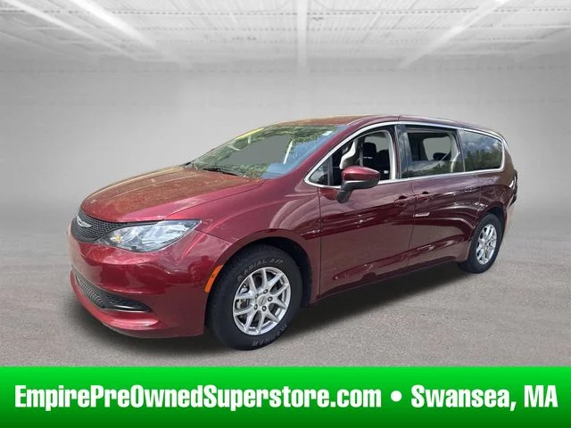 2023 Chrysler Voyager LX