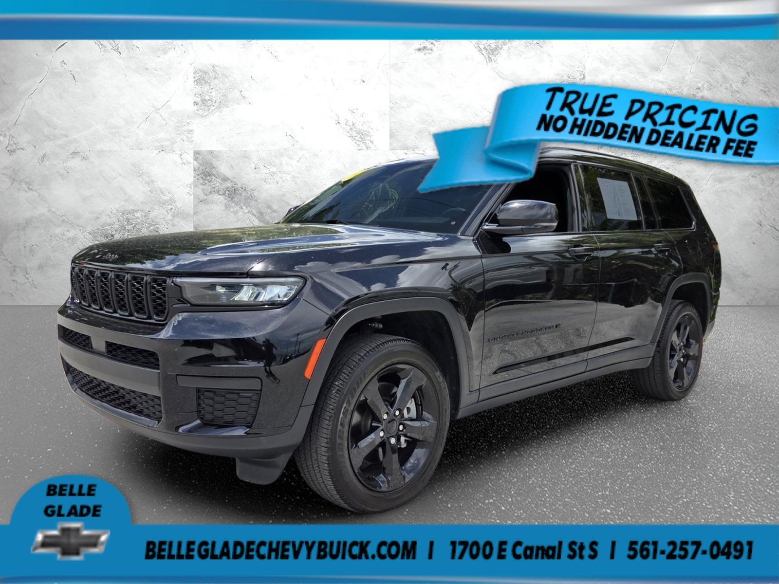Used 2024 Diamond Black Crystal Pearlcoat Jeep Altitude X image 1