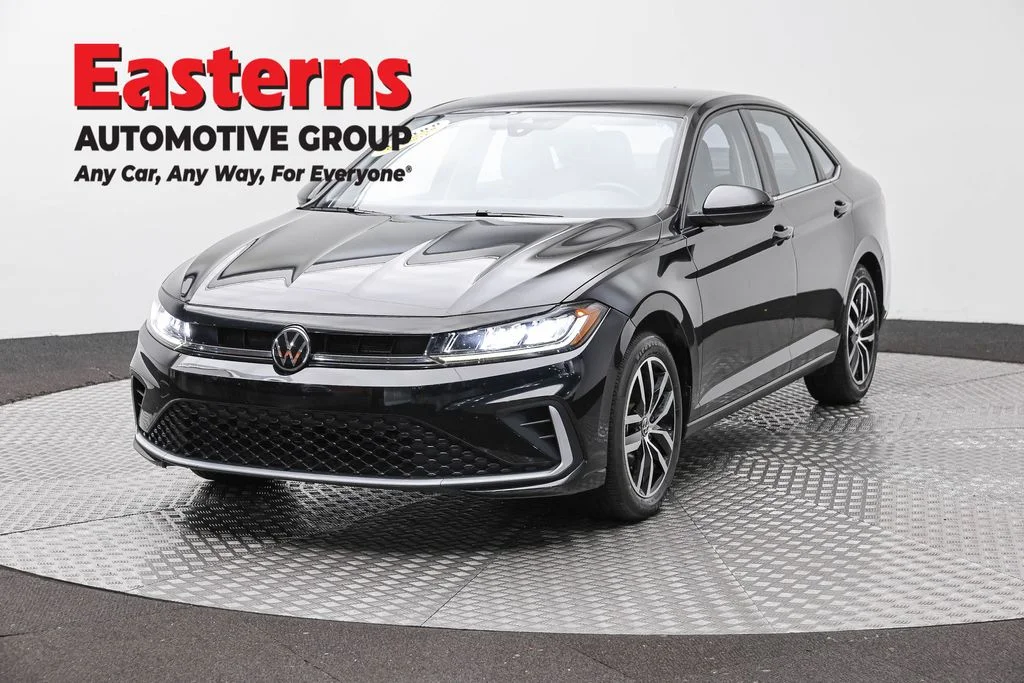 Used 2025 Black Volkswagen 1.5T SE image 1