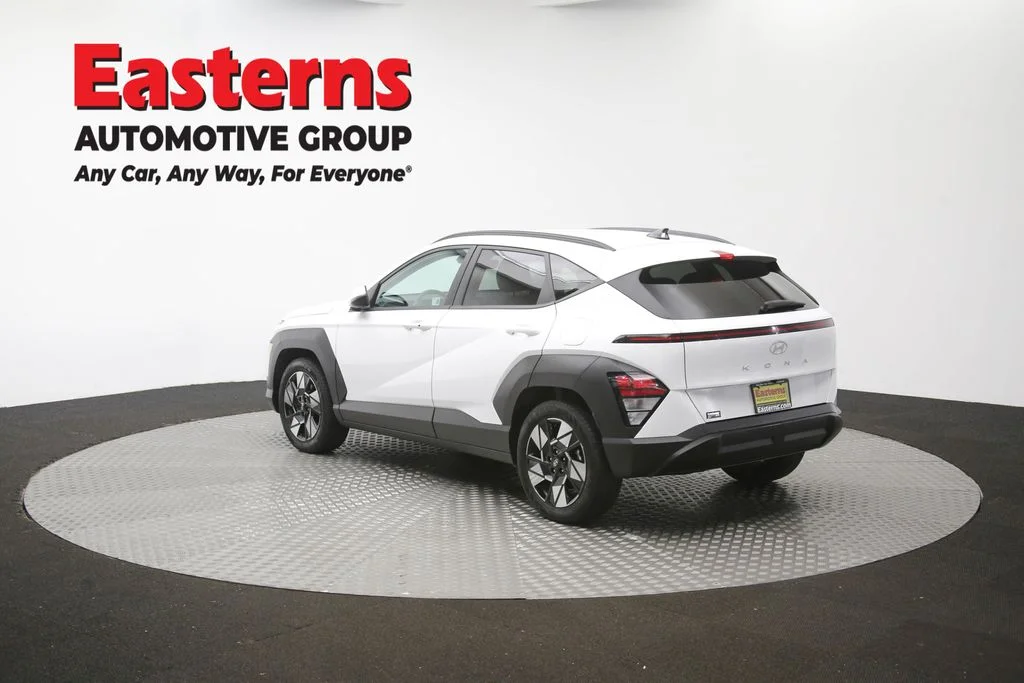 Used 2024 White Hyundai SEL image 63