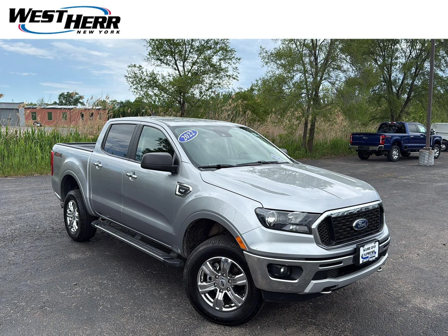 Used 2022 Iconic Silver Ford XLT image 1