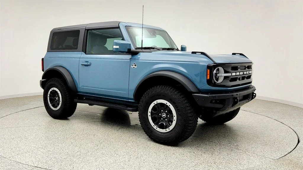 Used 2022 Area 51 Ford Outer Banks 2 Door Advanced 4x4 w/ Sasquatch & Lux Pkg image 3