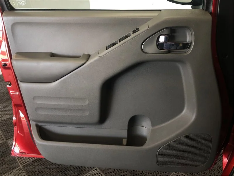 2015 Nissan Frontier SV - Photo 16