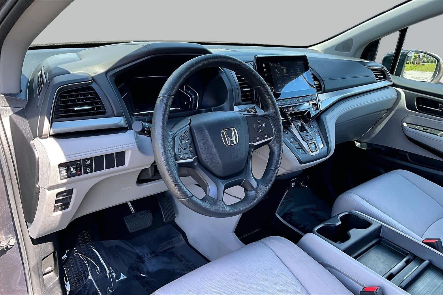 Used 2024 Modern Steel Metallic Honda EX image 18