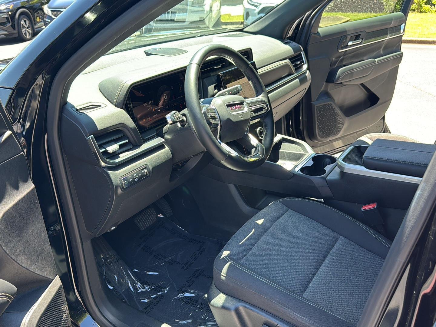 Used 2025 Ebony Twilight Metallic GMC AWD Elevation image 18