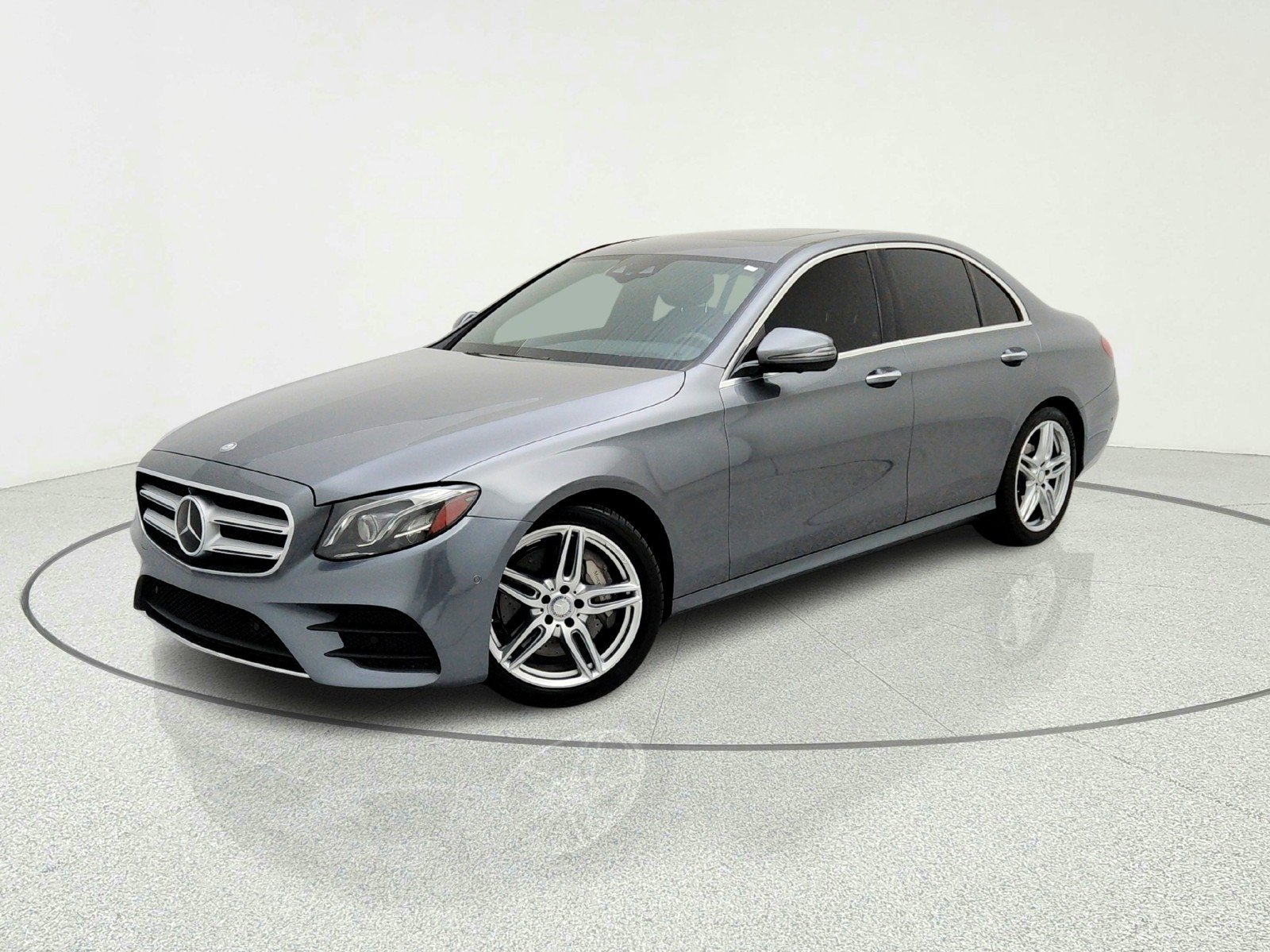 2017 Mercedes-Benz E-Class E300's photo