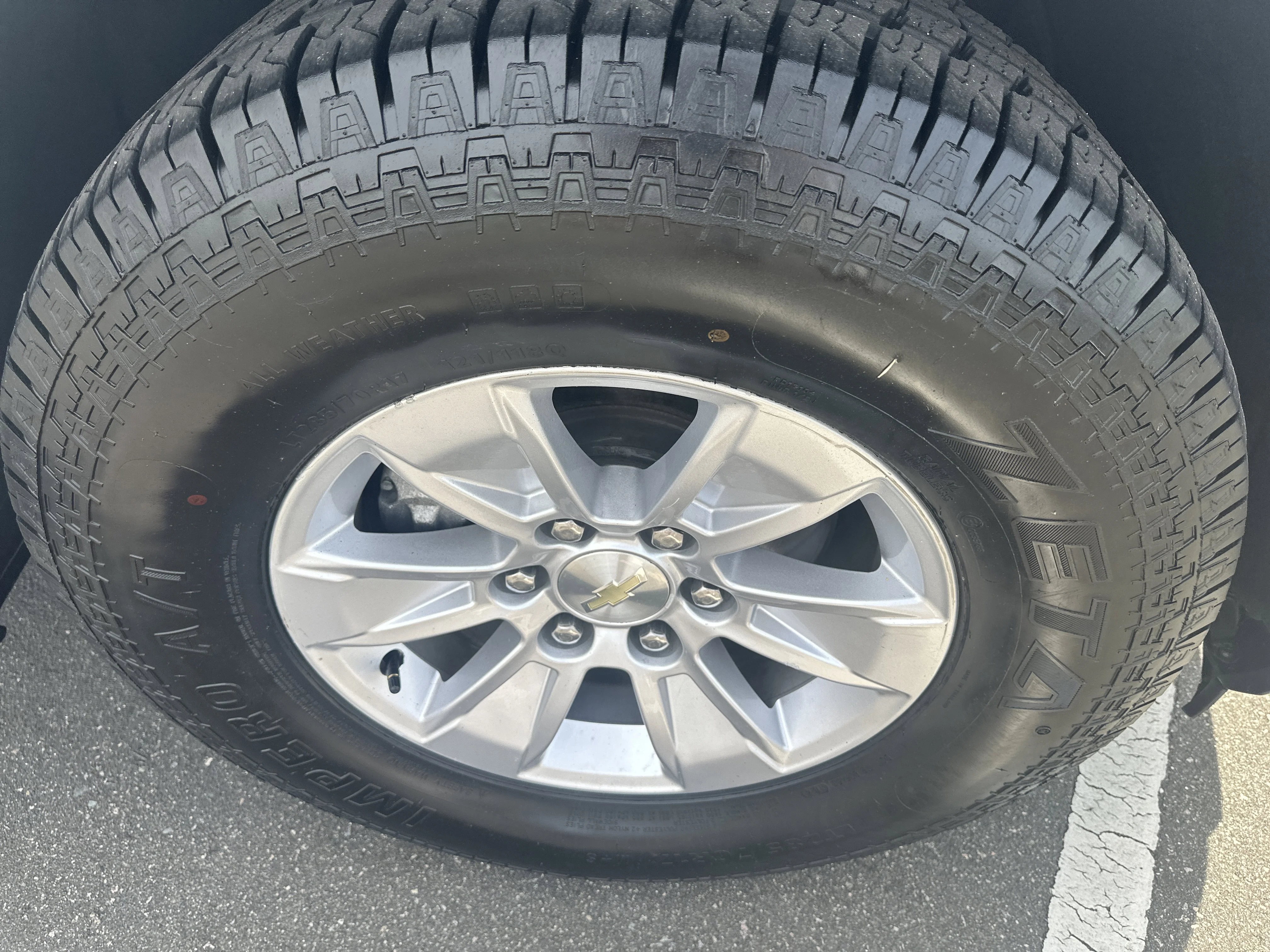 Used 2019 Summit White Chevrolet LT image 33