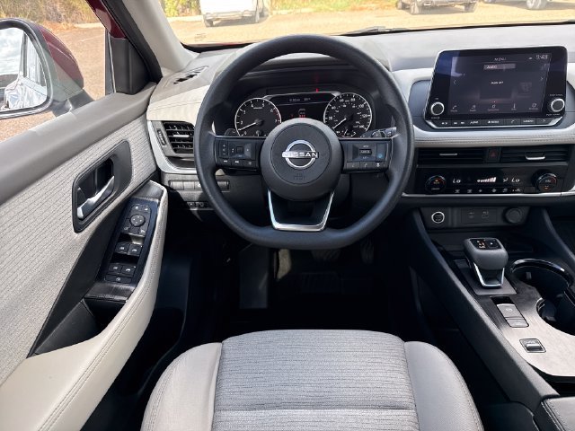 Used 2023 Red Nissan SV image 14