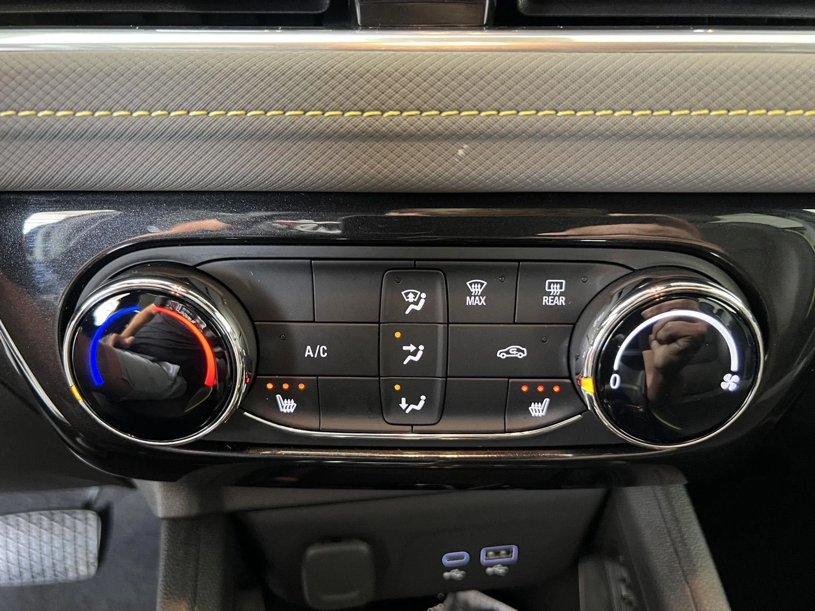 Used 2025 Sterling Gray Metallic Chevrolet ACTIV image 21