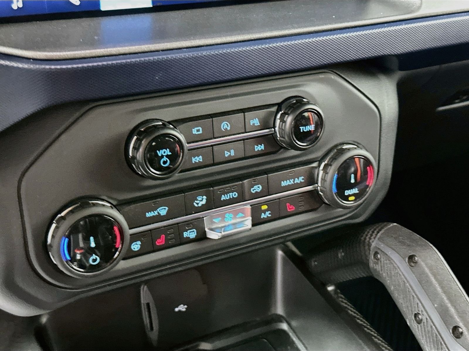 Used 2022 Cactus Ford Raptor image 16