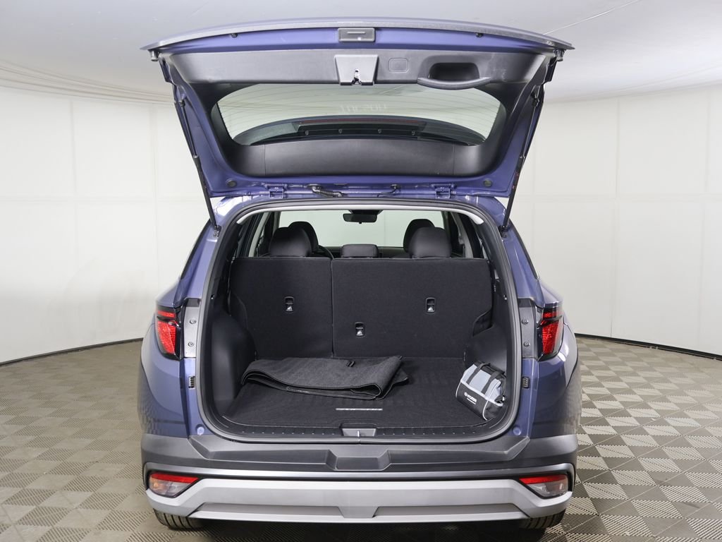 Used 2025 Blue Hyundai SE image 13