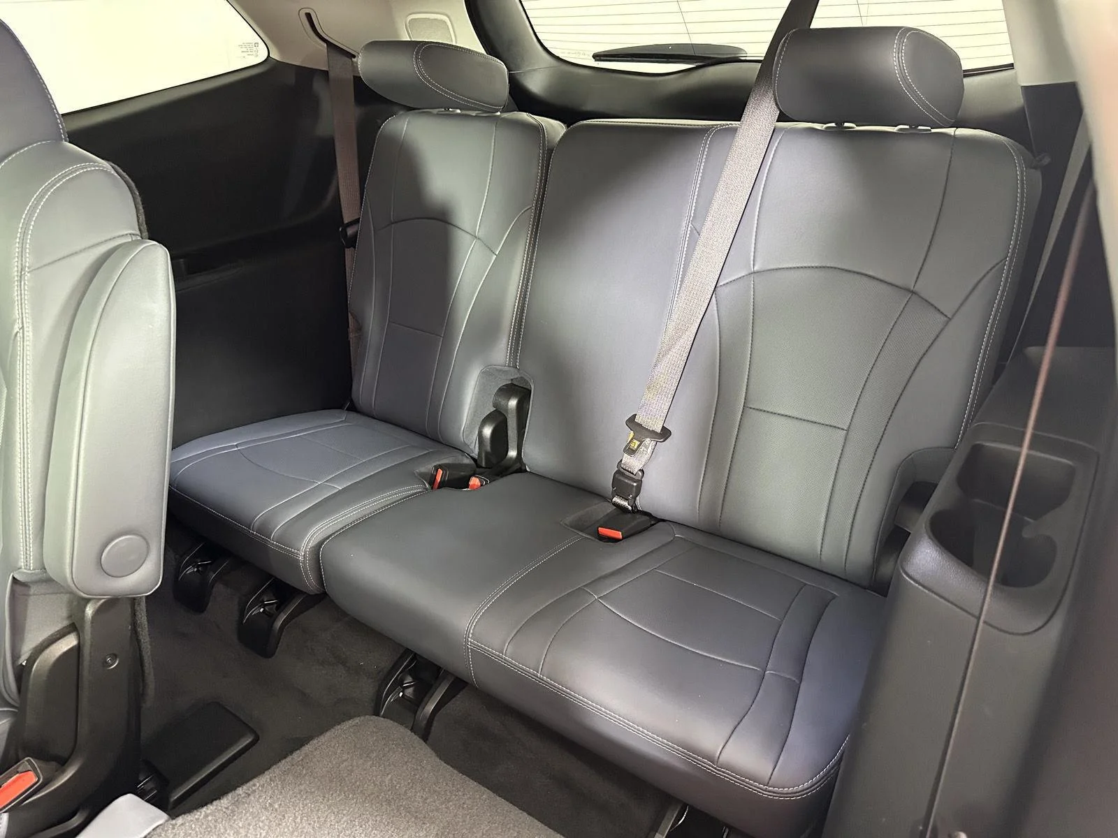 Used 2020 Summit White Buick Premium image 15