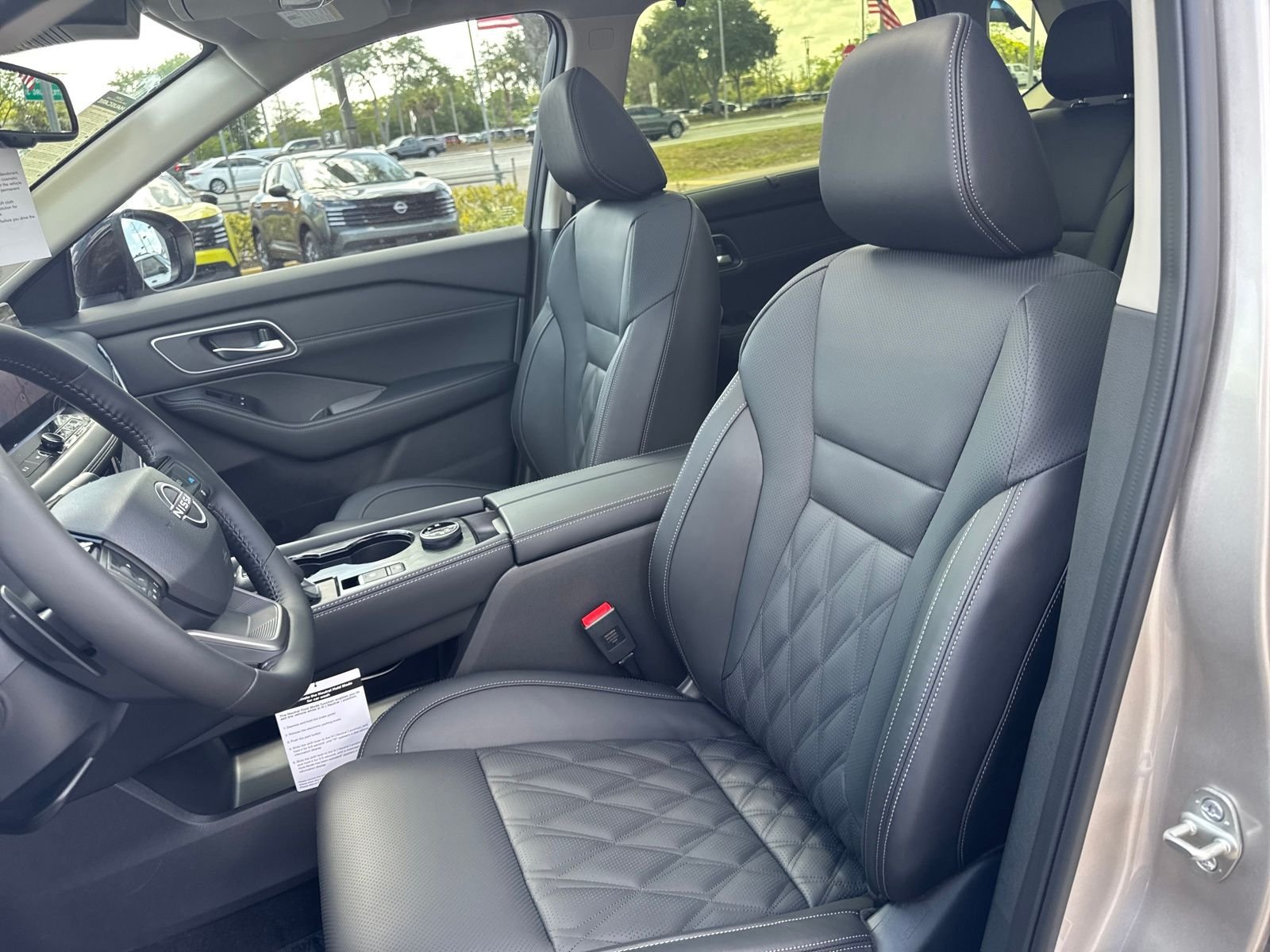 New 2026 Nissan Rogue Platinum 4D Sport Utility