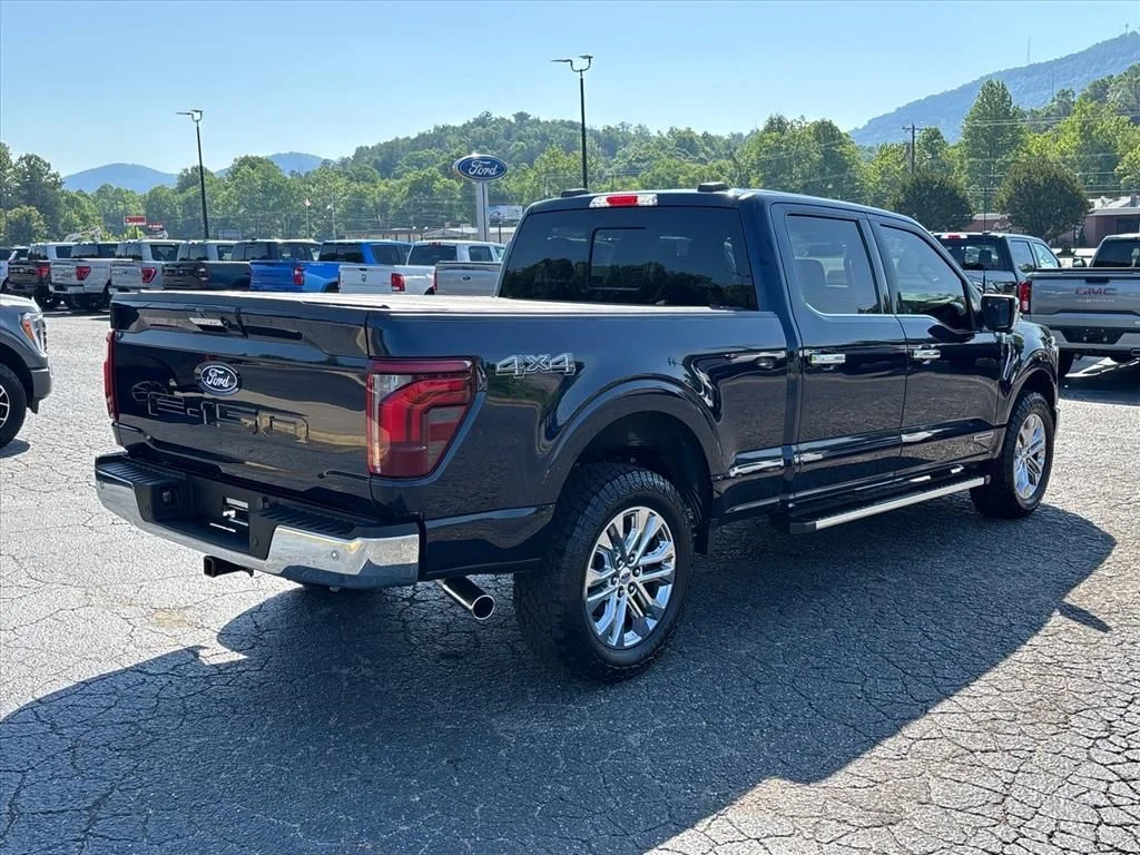 Used 2024 Blue Ford Lariat image 9