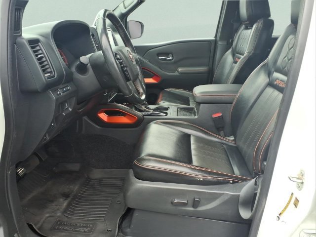 Used 2023 White Nissan Crew Cab PRO-4X 4x4 image 17