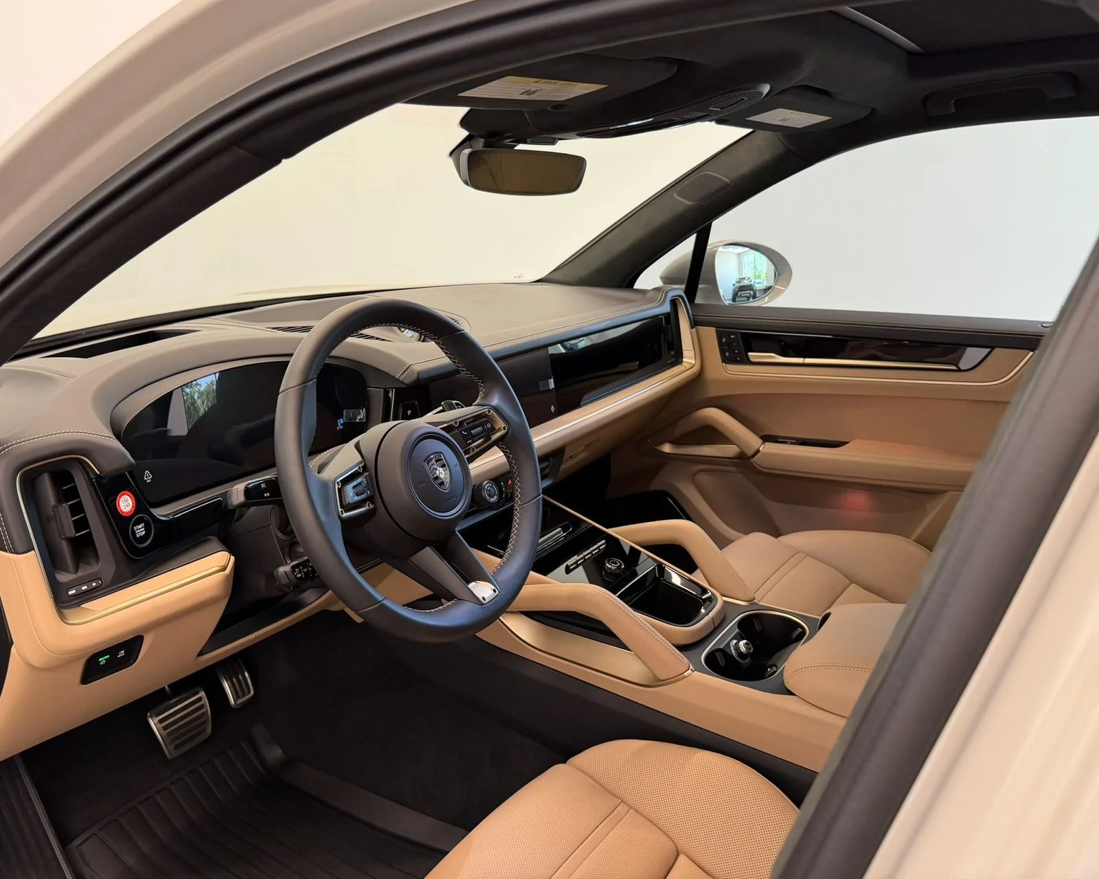 Used 2025 White Porsche Turbo image 11
