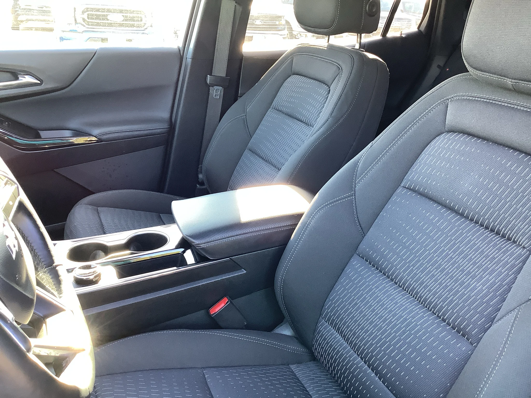 Used 2026 Summit White Chevrolet AWD LT image 9